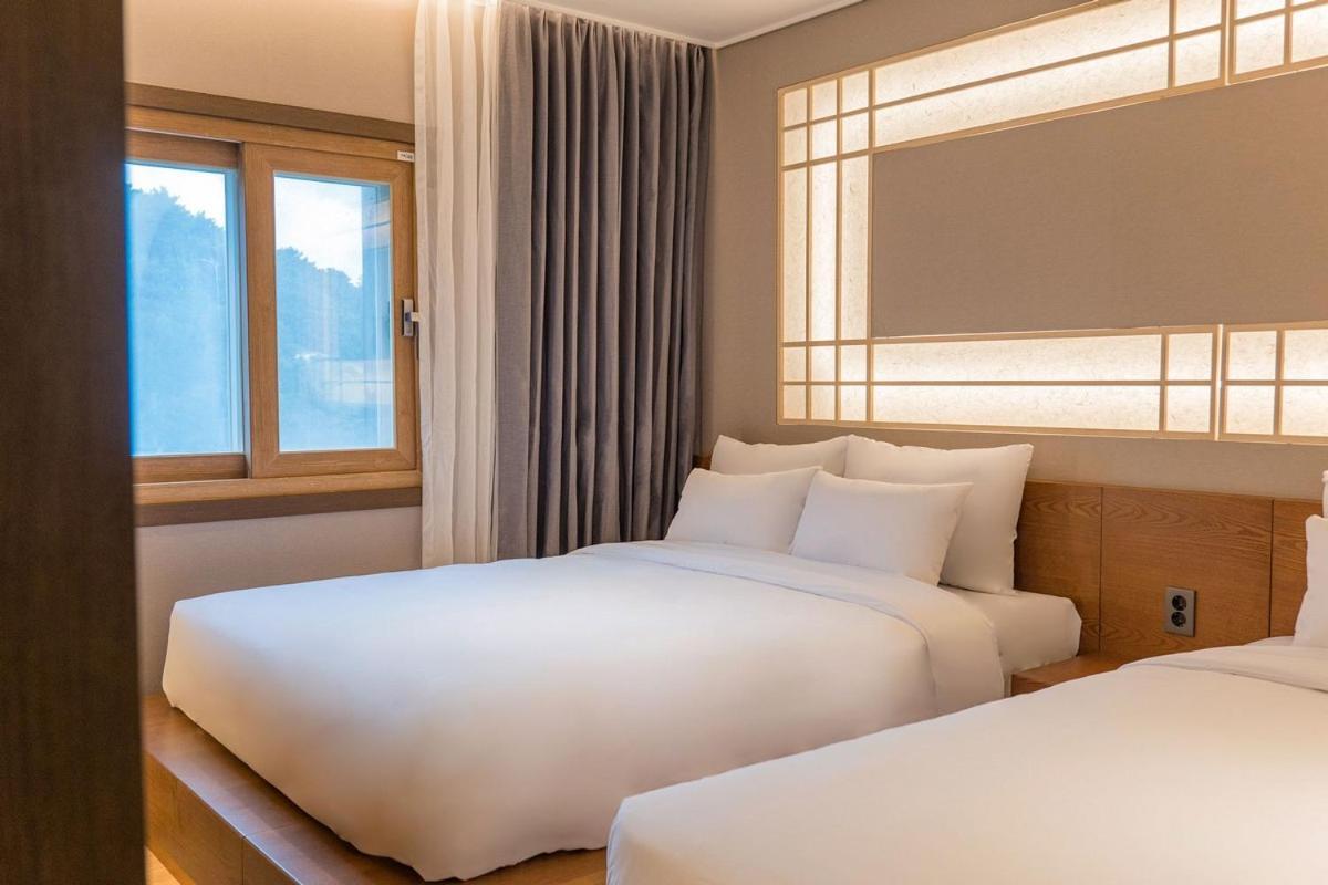 Yeonhwamun Hotel Yeongdeok Dış mekan fotoğraf